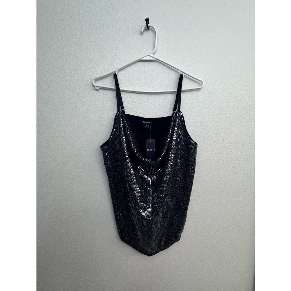 NWT Torrid Deep Black Sequin Cowl Cami - Size 2 - Picture 6 of 12